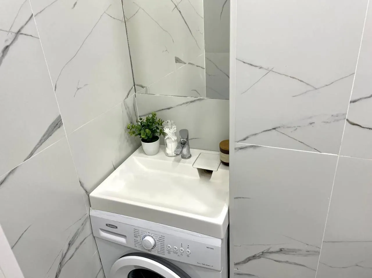 Фридом 5 Минут От Метро Рядом С Трц Apartment Almaty 0*,  Kazakhstan