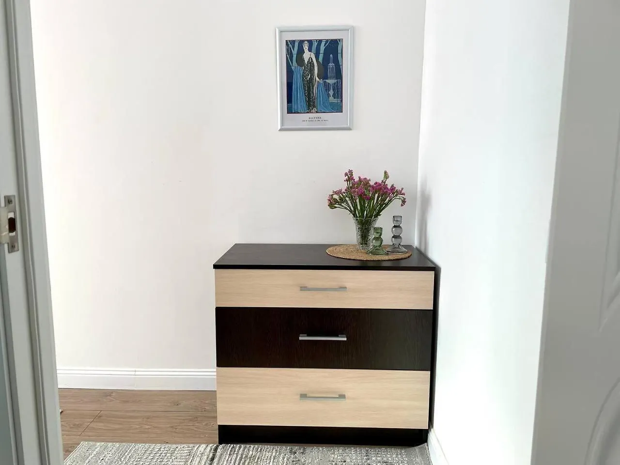 Фридом 5 Минут От Метро Рядом С Трц Apartment Almaty